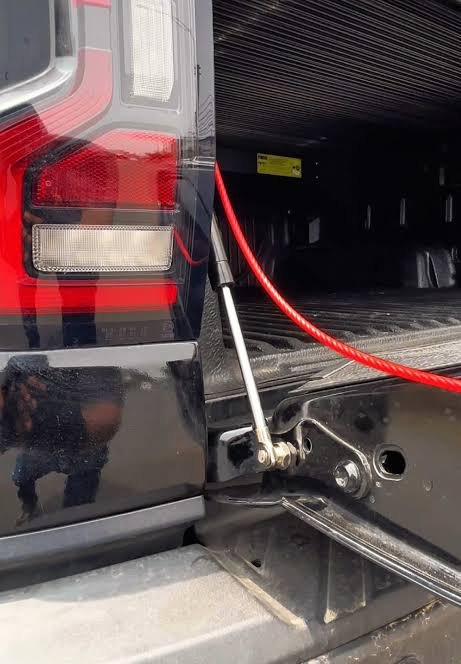 AMORTIGUADOR DE TAPA DE TOLVA FORD RANGER / RANGER RAPTOR